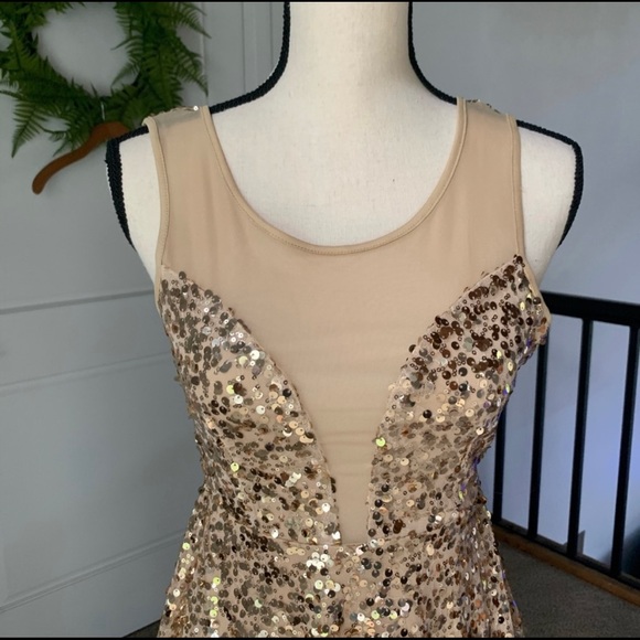 Red Clover Gold Sequin Cocktail Dress - Picture 2 of 11